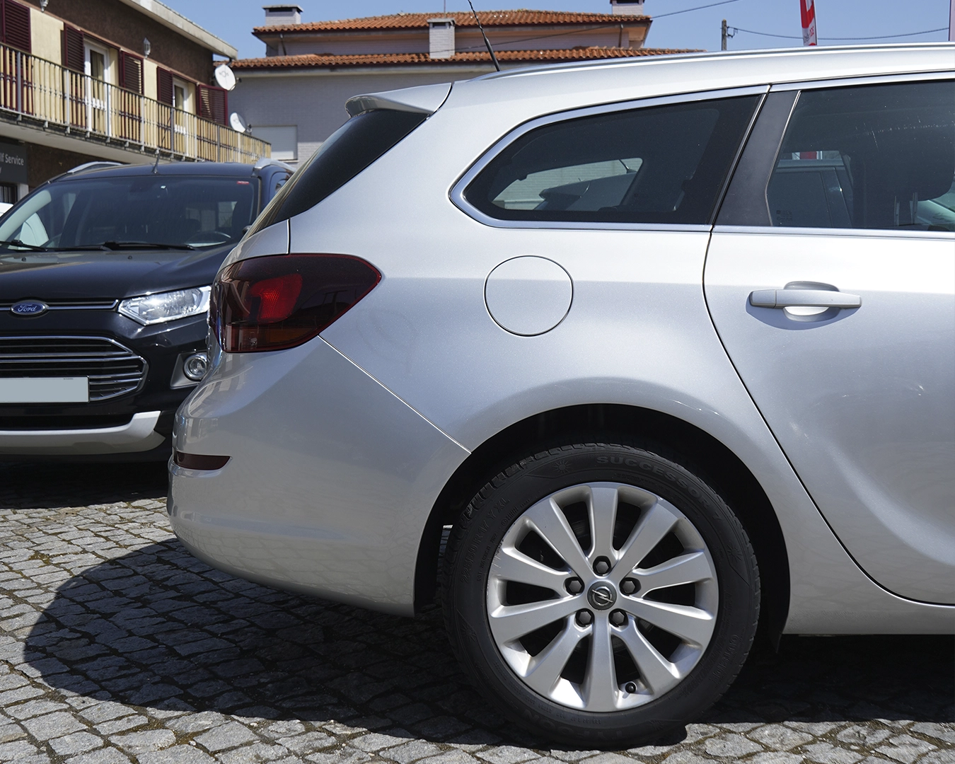 tras astra cinza